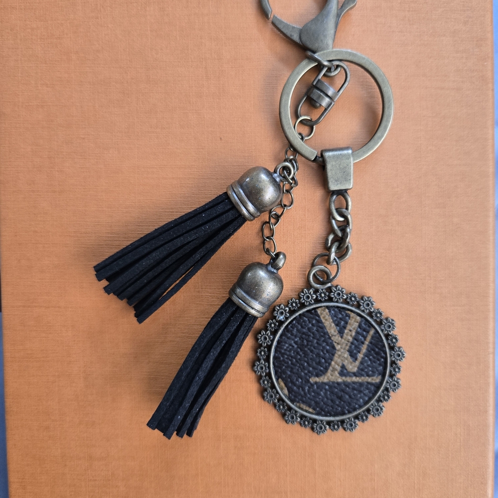 Elegant Black Tassel Keychain